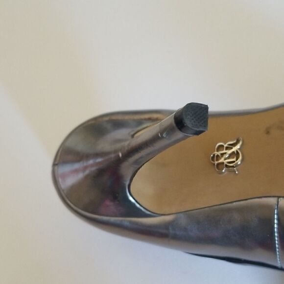 Rock Republic Chrissie Pewter Point Toe Pumps,Sz 5 - Picture 5 of 6